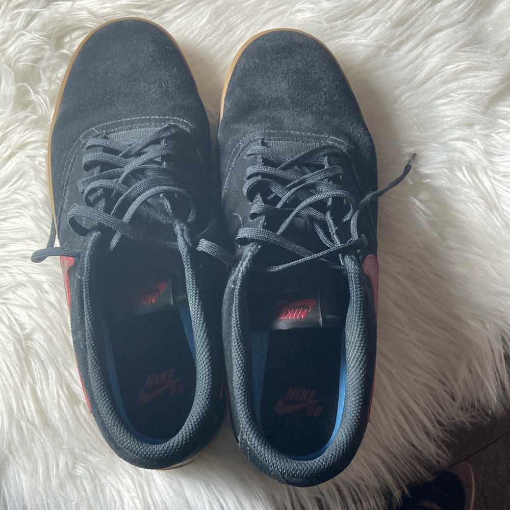 RARE black and red SolarSoft Nike SB
